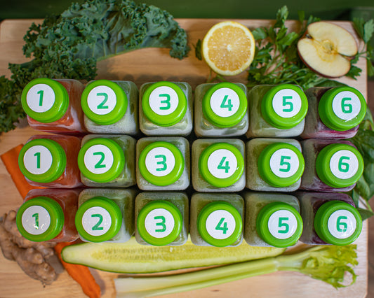 Juice Cleansing vs Intermittent Fasting: Exploring Two Popular Detox Methods